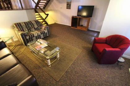 Ruidoso Downs Condos at Champion's Run a VRI resort - image 8
