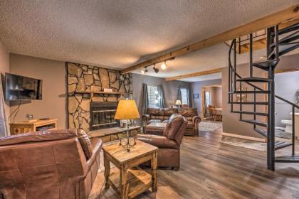 Rustic Ruidoso Cabin with Large Deck and Grill! - image 3