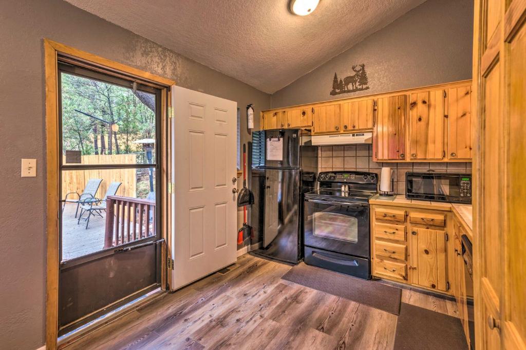 Rustic Ruidoso Cabin with Large Deck and Grill! - image 6