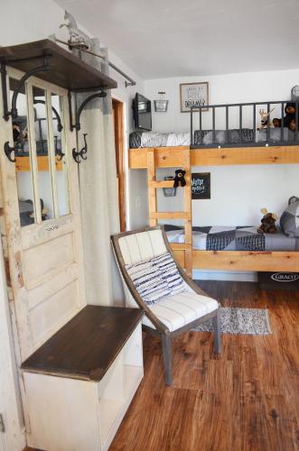 Ruidoso's Midtown Retreat! - image 3