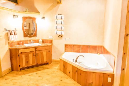 Riverside Cottage #26 - image 3