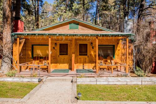 Ruidoso Lodge Cabin #5 - main image