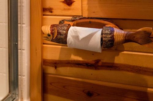 Ruidoso Lodge Cabin #5 - image 5