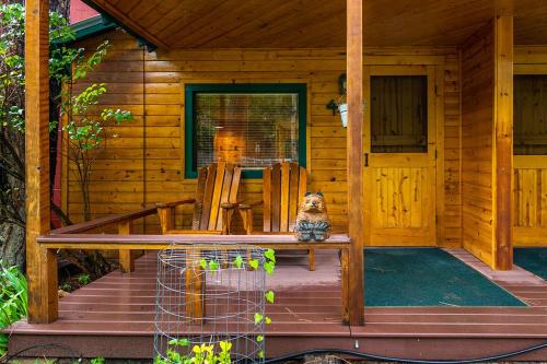 Ruidoso Lodge Cabin # 4 - image 5