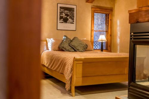 Riverside Cottage #27 - image 2