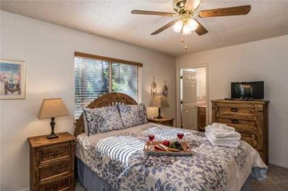 A Whispering River 2 Bedrooms Sleeps 6 Pets Welcome Gas Grill Hot Tub - image 3