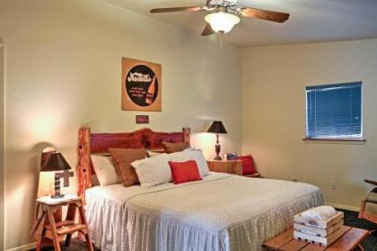 Quiet Ruidoso Hideaway - 2 Mi to Grindstone Lake! - image 3