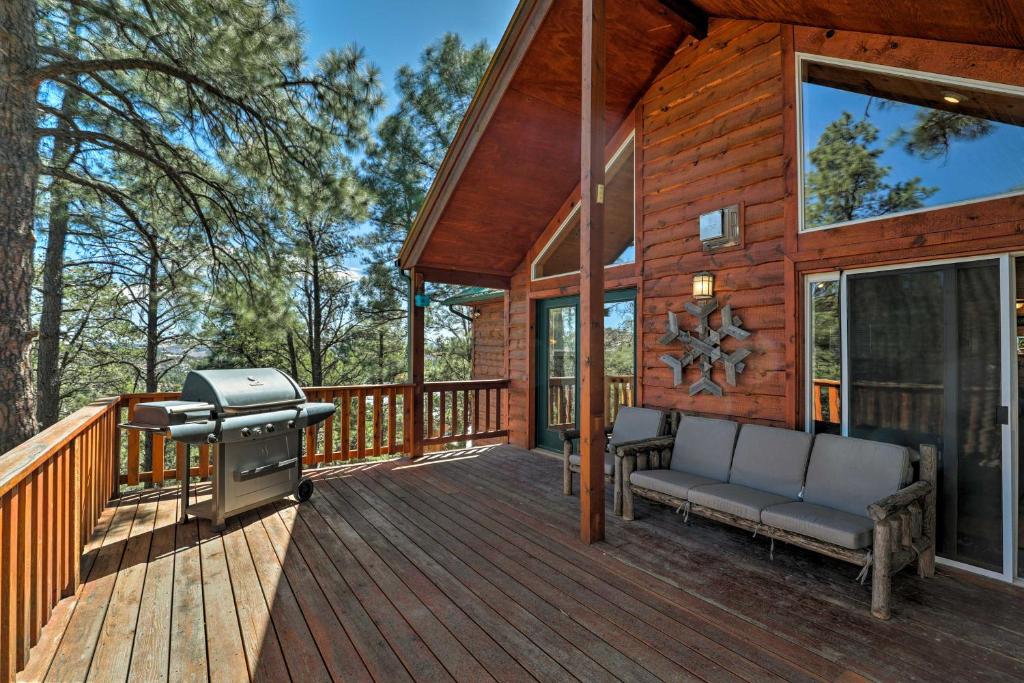 High Lonesome Hot Tub Grill Deck and Mtn Views! - image 5