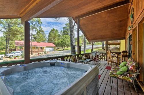 Ruidoso Cabin with Hot Tub and Golf Course Views! - main image