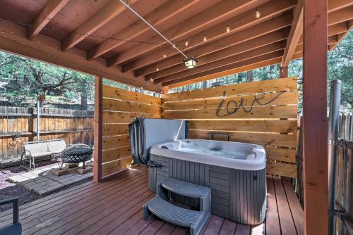 Ruidoso Cabin with Hot Tub - 2 Mi to Grindstone Lake - image 3