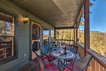 Alpine Air Cabin In Ruidoso with Amazing Mtn Views!