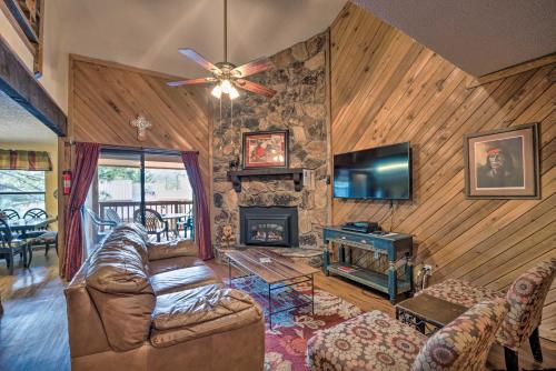 Retreat with Hot Tub and 2 Kitchens for Large Groups! - main image