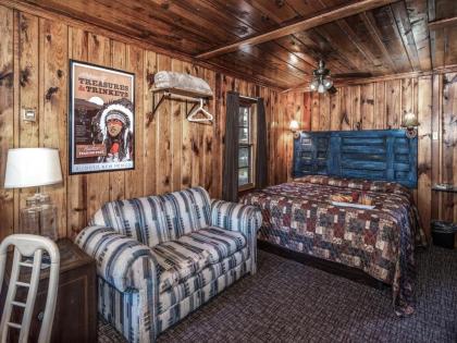 Apache Village 4 King Studio Midtown Sleeps 2 - image 2