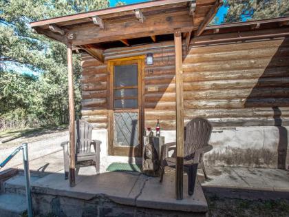 Apache Village Cabinette 15 Queen Bed midtown Sleeps 2 Ruidoso