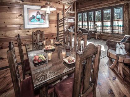 Big Bear 3 Bedrooms Stone Fireplace Midtown Sleeps 8 - image 10