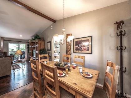 Wilbank's West 3 Bedrooms Fireplace WiFi HDTV Sleeps 8 - image 9