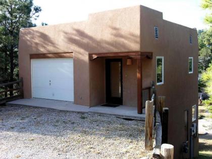 El Tigre 1 Bedroom Sleeps 3 Pets Welcome Flat Screen TV Fenced Yard - image 16