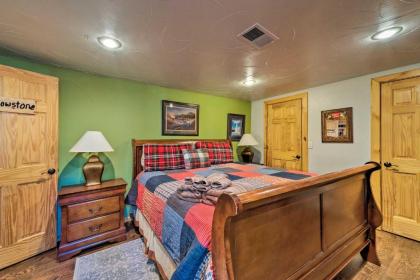 Ruidoso Antler Mountain Lodge - Game Room Hot Tub - image 15