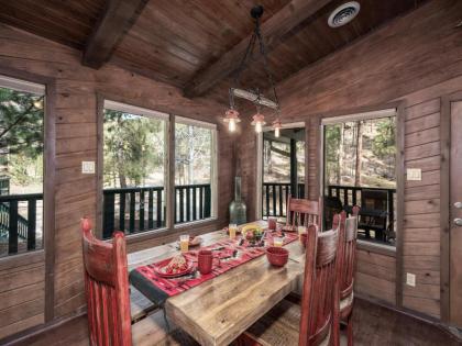 Midtown Riverfront Complex 10 Bedrooms 2 Hot Tub Sleeps 28 - image 8