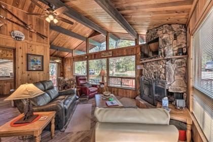 Quiet Retreat with Hot Tub - 16 Miles to Ski Apache! - image 2