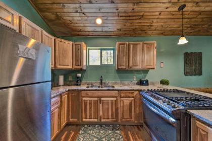 Historic Ruidoso Escape with Sierra Blanca View! - image 10
