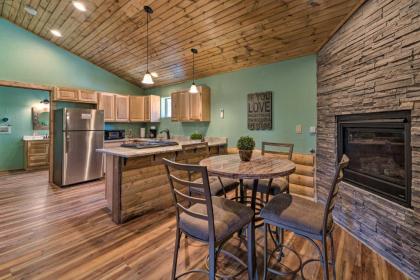 Historic Ruidoso Escape with Sierra Blanca View! - image 11