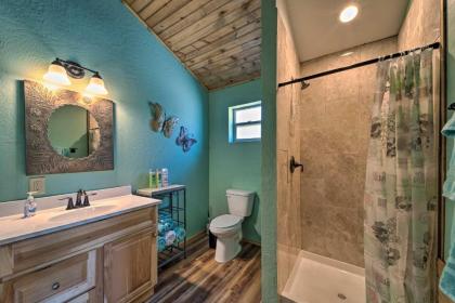 Historic Ruidoso Escape with Sierra Blanca View! - image 9