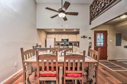 Ruidoso Condo with Tri-Level Deck 1 Mi to Dtwn - image 4
