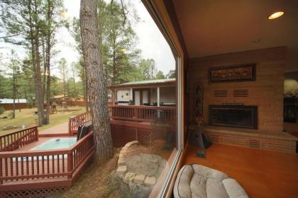 Ruidoso Pines 6 Bedrooms Hot Tub Firepit WIFI Sleeps 12 - image 4