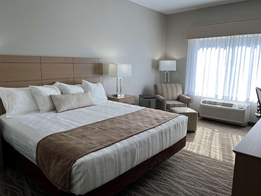 Best Western Plus Rumford Falls - image 5