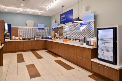 Holiday Inn Express & Suites - Ruskin an IHG Hotel - image 7