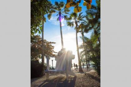 Riverview Studio 507 Beach steps away!+pool+WiFi - image 11