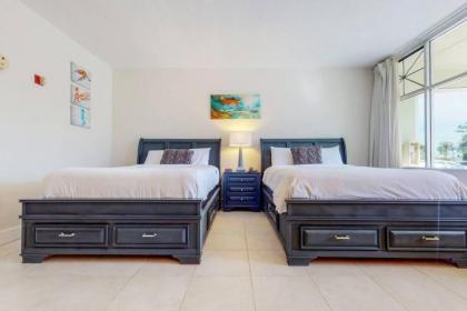 Sea Breeze Studio 510 Beach steps away!+pool+WiFi - image 13