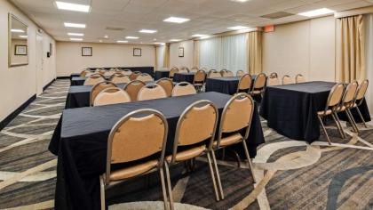 Best Western Plus Russellville Hotel & Suites - image 13