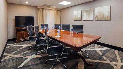 Best Western Plus Russellville Hotel & Suites - image 15