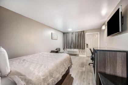 Green Woods Inn - image 15