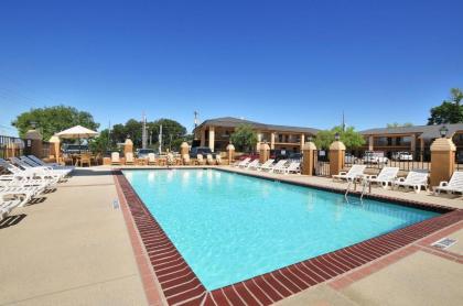 Days Inn by Wyndham Ruston LA - image 14