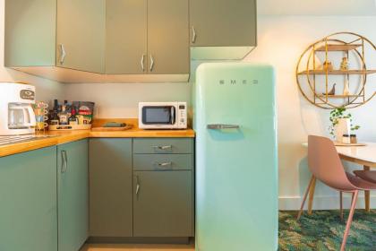 Rye Motor Inn - An Adults Only Micro-Resort - image 6