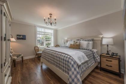 Harbor House Inn - image 11