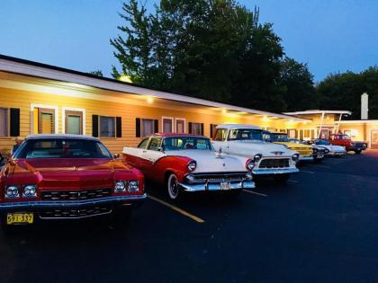 The Saco Motel - image 2