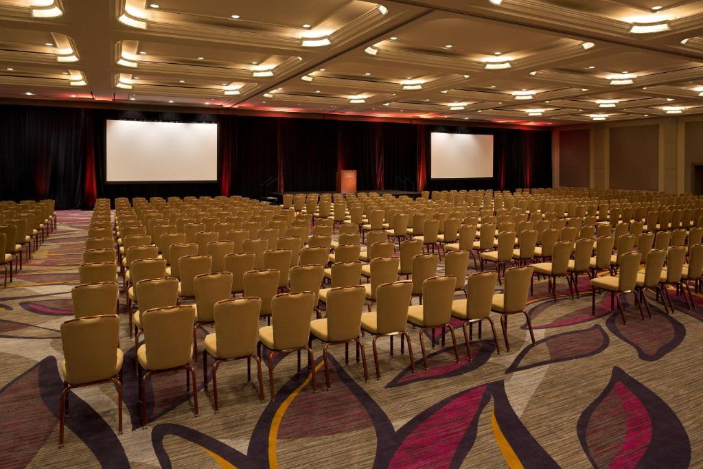 Hyatt Regency Sacramento - image 7