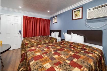 Travelodge by Wyndham Sacramento Convention Center - image 2