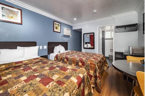 Travelodge by Wyndham Sacramento Convention Center - image 3