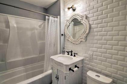Central Sacramento Home with Pool - Mins to Downtown! - image 5