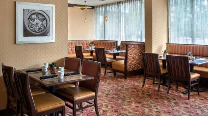 Marriott Saddle Brook - image 2