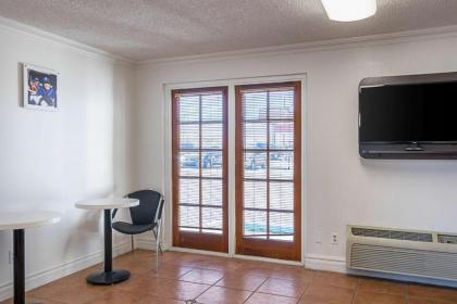 Motel 6-Safford AZ - image 7