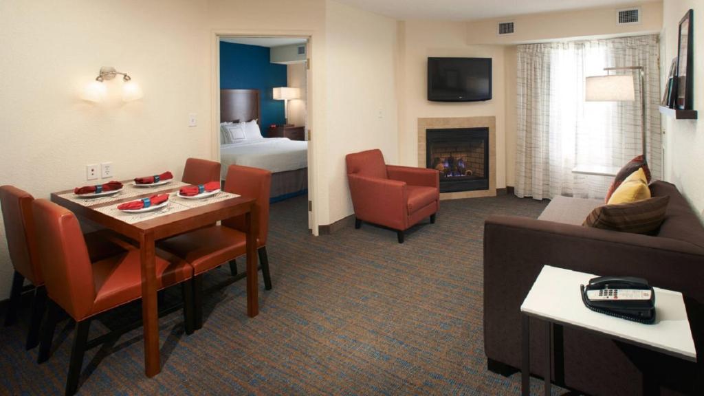 Residence Inn by Marriott Saginaw - image 6