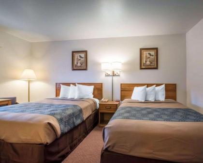 Econo Lodge St. Albans - image 13