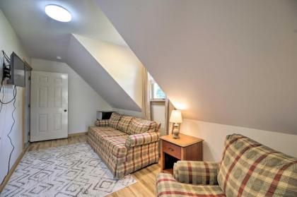 Lake Champlain Home with Decks Kayaks and More - image 14