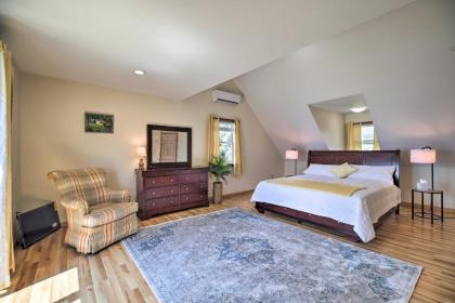 Lake Champlain Home with Decks Kayaks and More - image 15